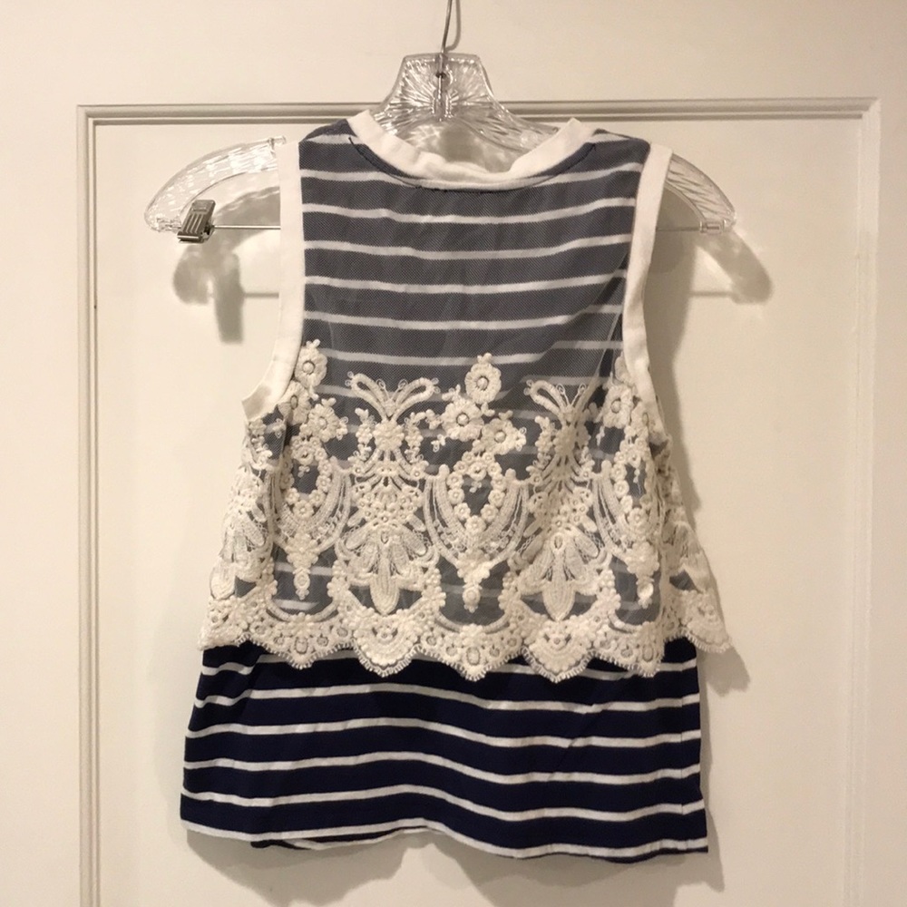 Tank top in blue & white